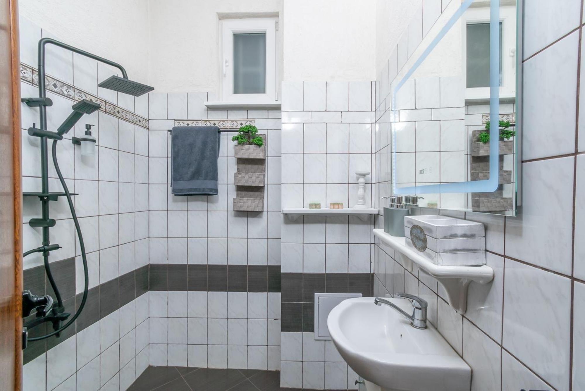 Vintage Home By Ndk And Vitosha Blvd With Free Secured Parking Sofia Exterior foto